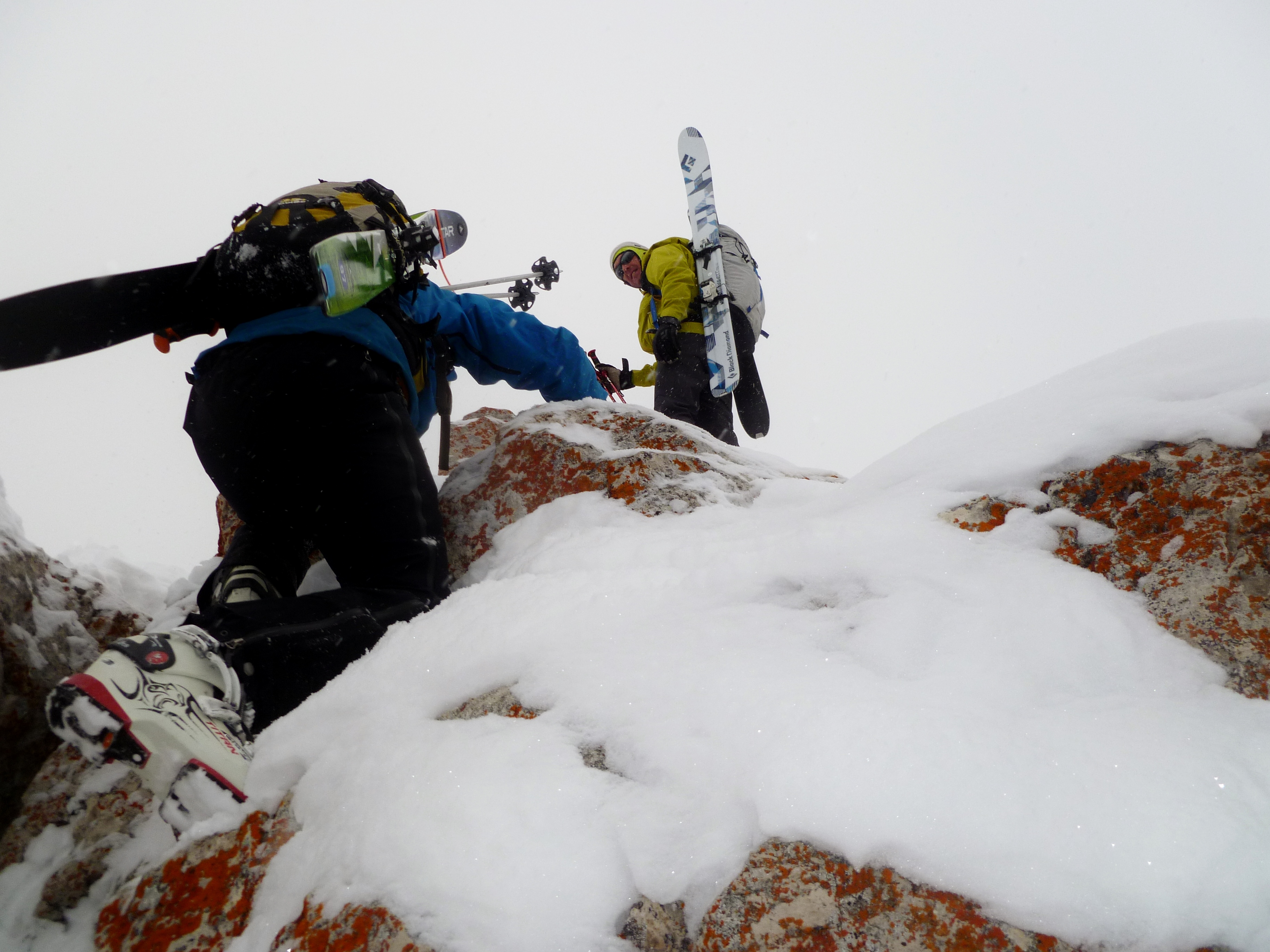 Scrambling along the Bridger Ridge