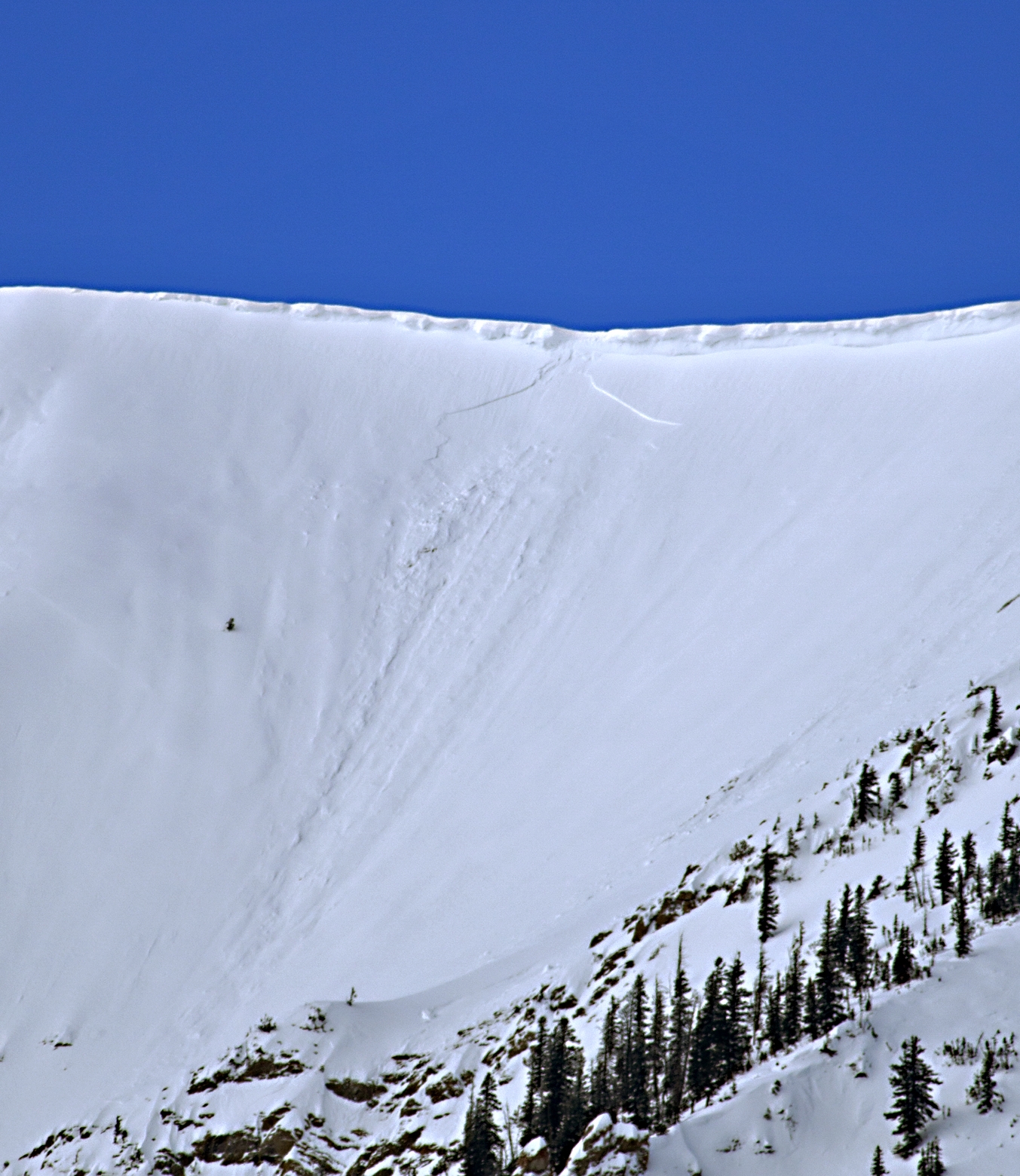 Thin soft slabs south of Saddle Peak